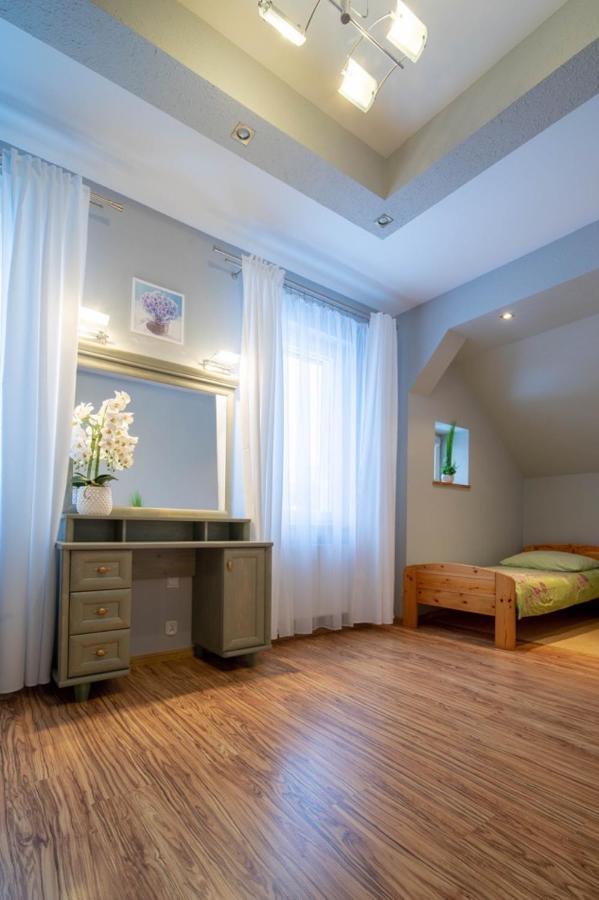 Willa Monika Świeradów-Zdrój Extérieur photo
